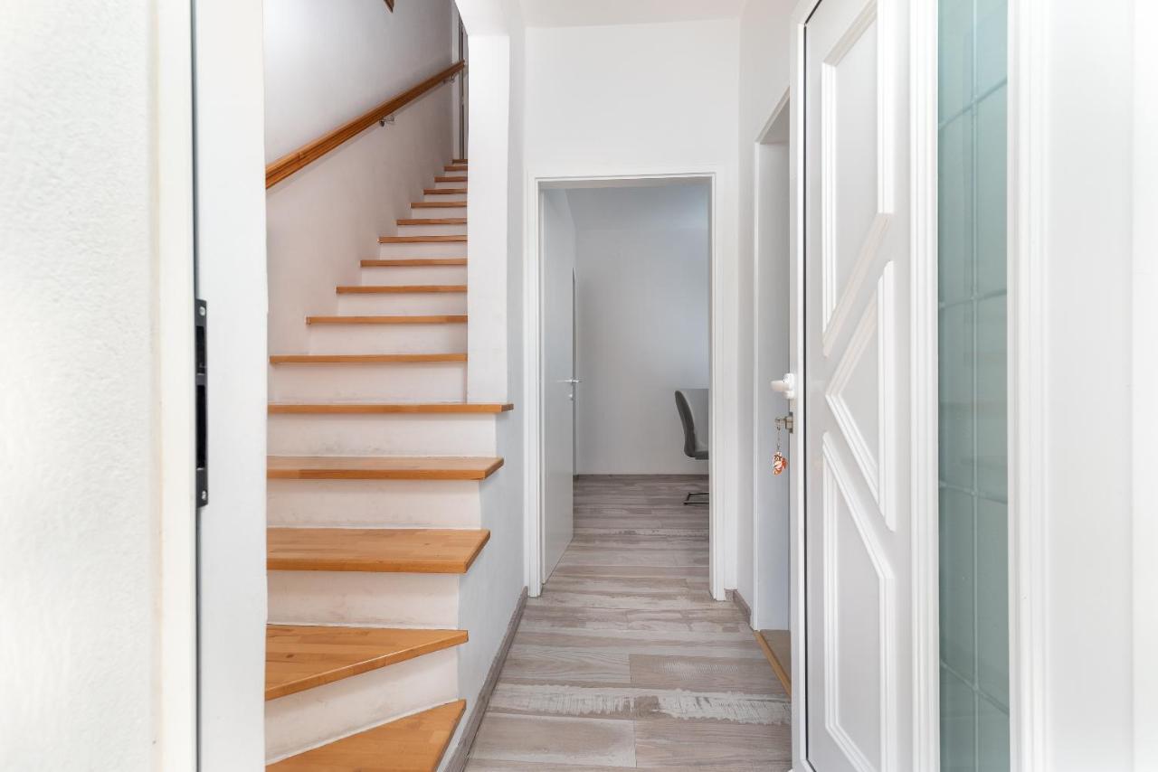 Apartment Radic-Perfect Location For Summer Activities Trogir Exteriér fotografie