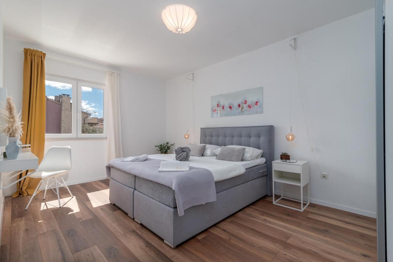 Apartment Radic-Perfect Location For Summer Activities Trogir Exteriér fotografie